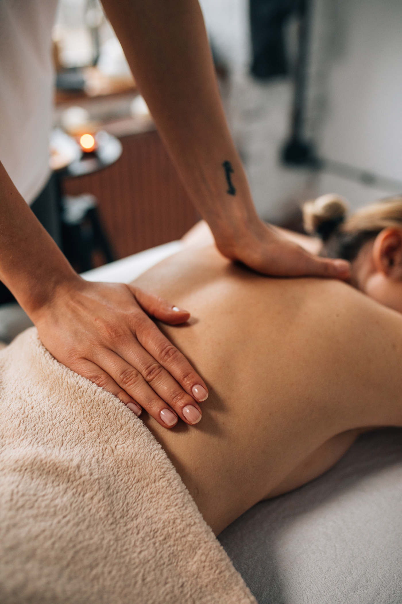 deep tissue massage in melbourne - image