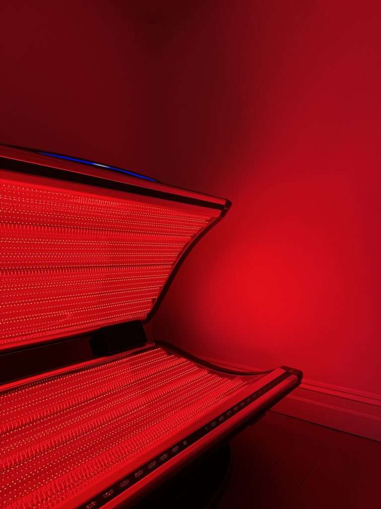 red light therapy machine